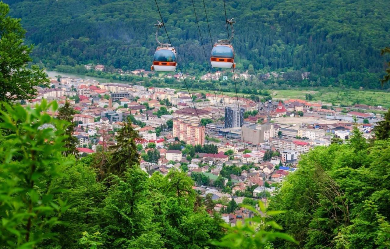 Central Plaza Hotel Piatra Neamţ Dış mekan fotoğraf