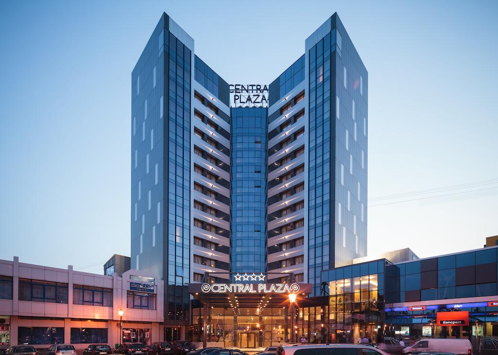 Central Plaza Hotel Piatra Neamţ Dış mekan fotoğraf